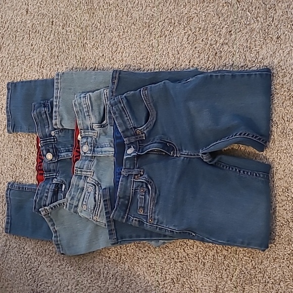 3 Pair Levi's Boy's Blue Jeans - Picture 2 of 4